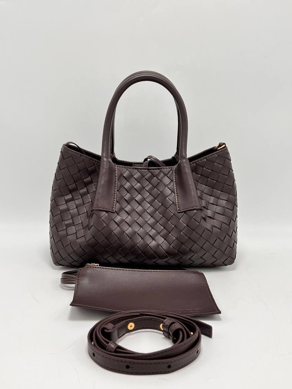сумка bottega veneta,женская сумка,bottega veneta женская сумка,женская сумка bottega veneta cabat,сумка bottega veneta с плетением