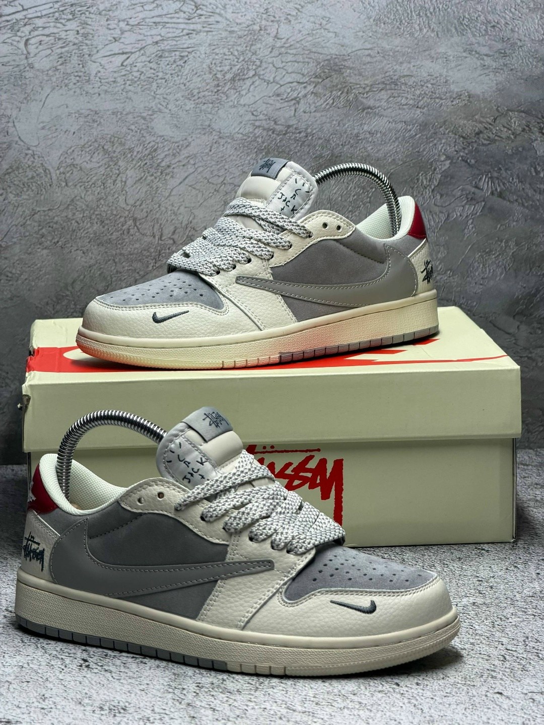 nike air jordan 1 low travis scott,кроссовки nike air jordan 1 low x travis scott,nike air jordan 1 low travis scott reverse mocha,air jordan 1 low travis scott,кроссовки travis scott x air jordan 1 l