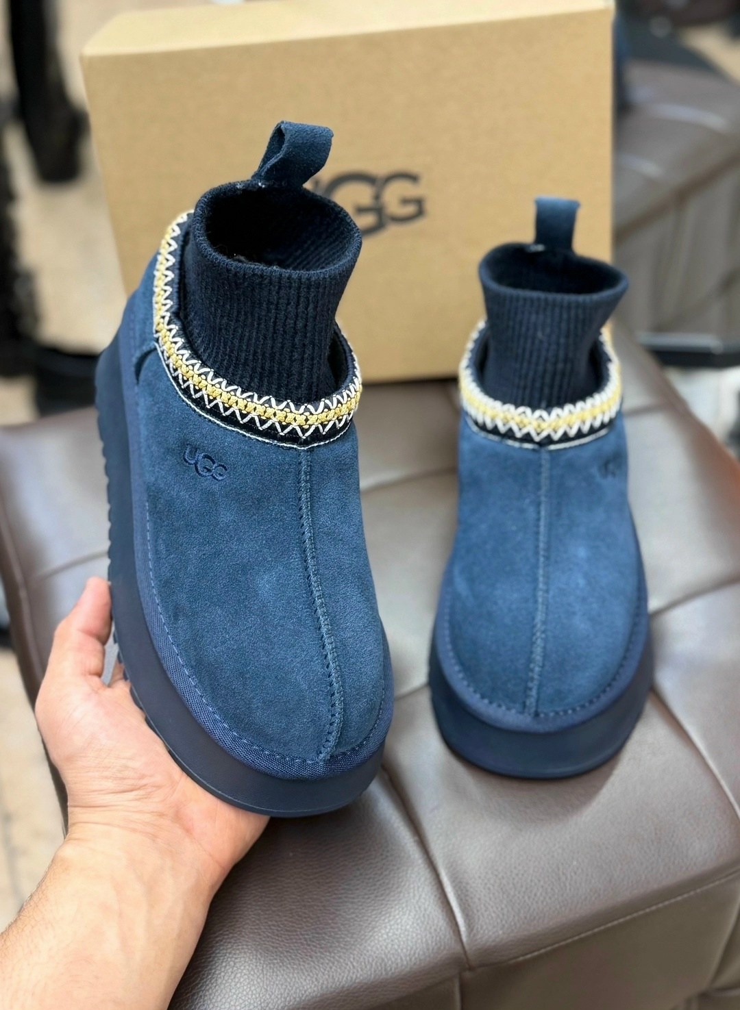 женские угги,,угги женские ugg, женская,женские зимние угги