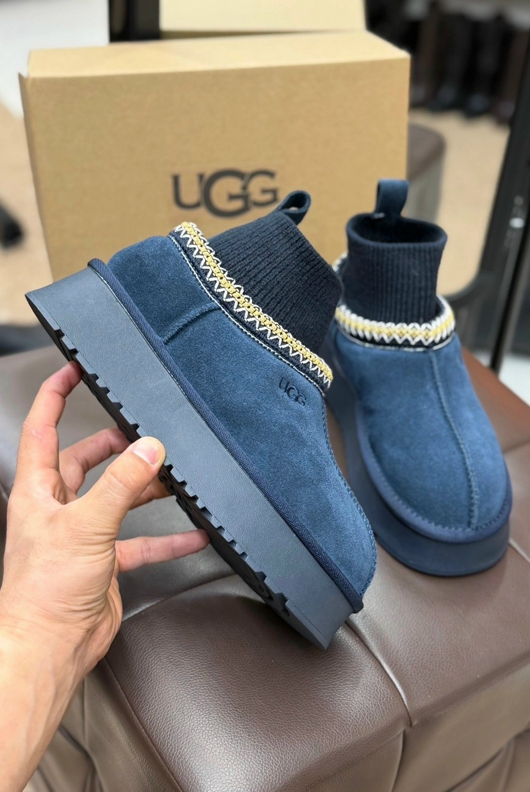 женские угги,,угги женские ugg, женская,женские зимние угги