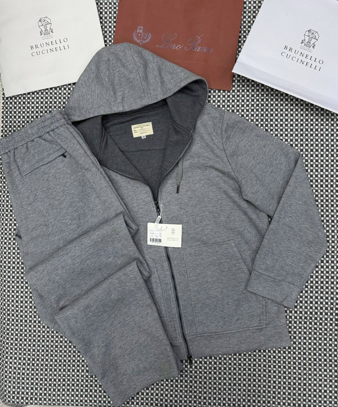 спортивный костюм brunello cucinelli,спортивные костюм,спортивный костюм stefano ricci,brunello cucinelli костюм,мужской спортивный костюм brunello cucinelli