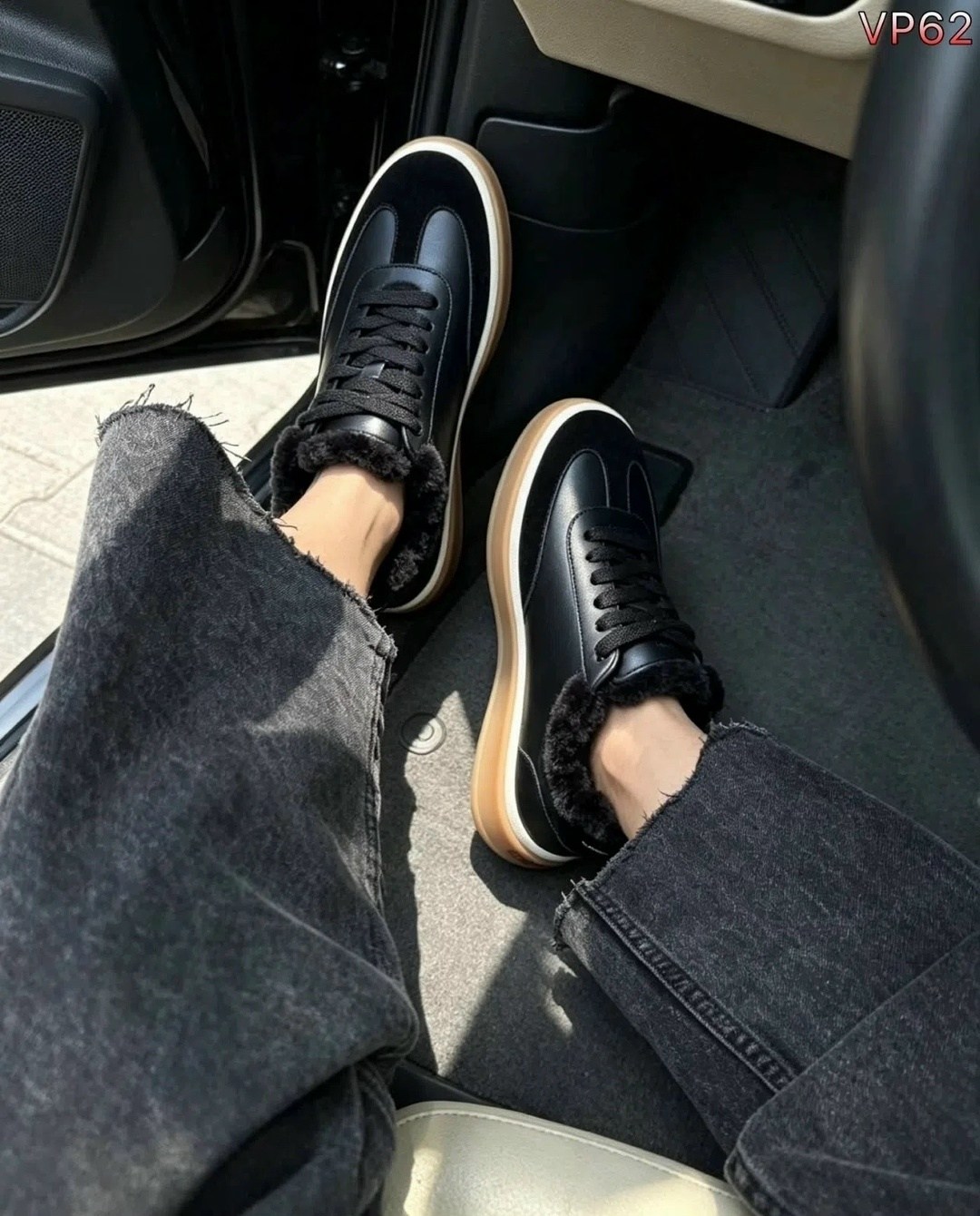 miu miu new balance кроссовки,miu miu кроссовки,кеды из натуральной замши,замшевые кроссовки,miu miu женский вельветовый бомбер