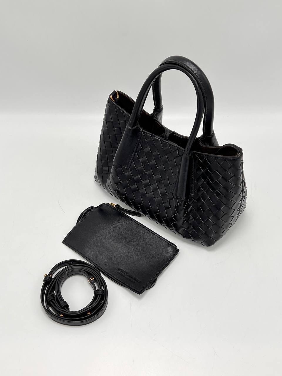 сумка bottega veneta,женская сумка,bottega veneta женская сумка,женская сумка bottega veneta cabat,сумка bottega veneta с плетением