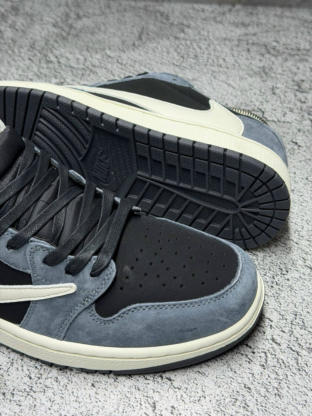 nike air jordan 1 low x travis scott,кроссовки nike travis scott air jordan 1 low,кроссовки nike air jordan 1 low x travis scott,nike air jordan 1 low travis scott olive,air jordan 1 low travis scott