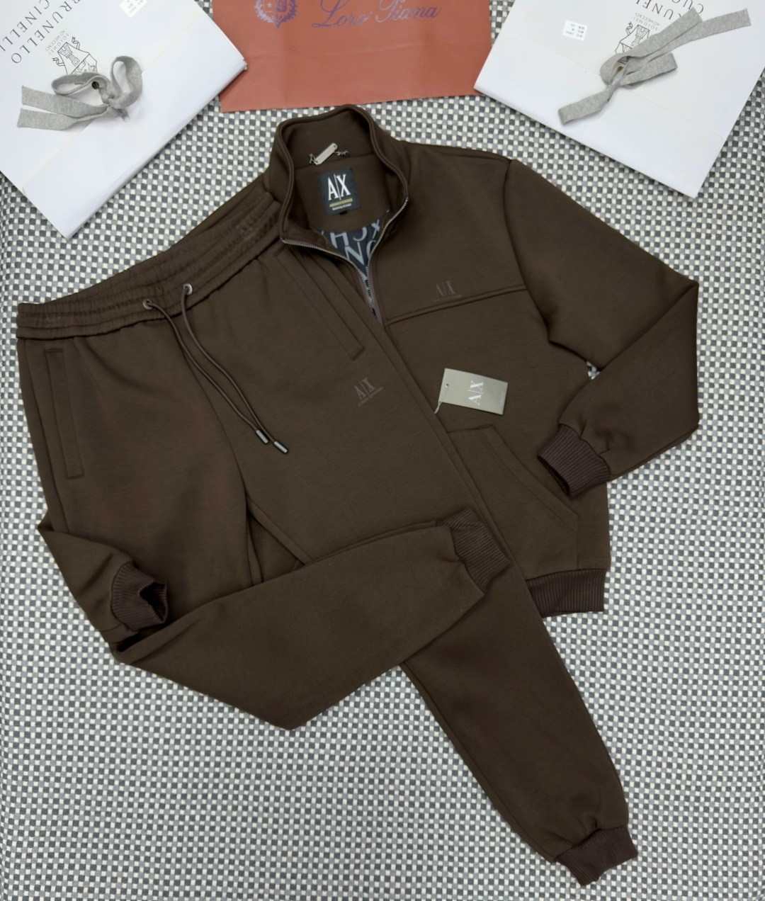 спортивный костюм brunello cucinelli,костюм brunello cucinelli,спортивный костюм мужской,спортивный костюм armani