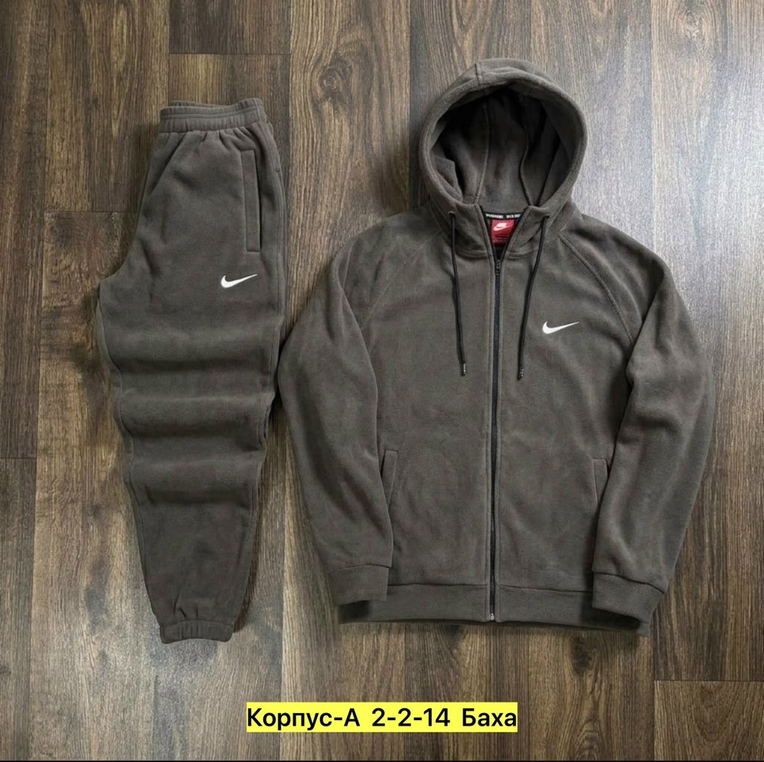 спортивный костюм на флисе nike,спортивный костюм nike,флисовый спортивный костюм nike,спортивный костюм мужской nike,флисовый костюм nike