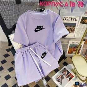 Костюм