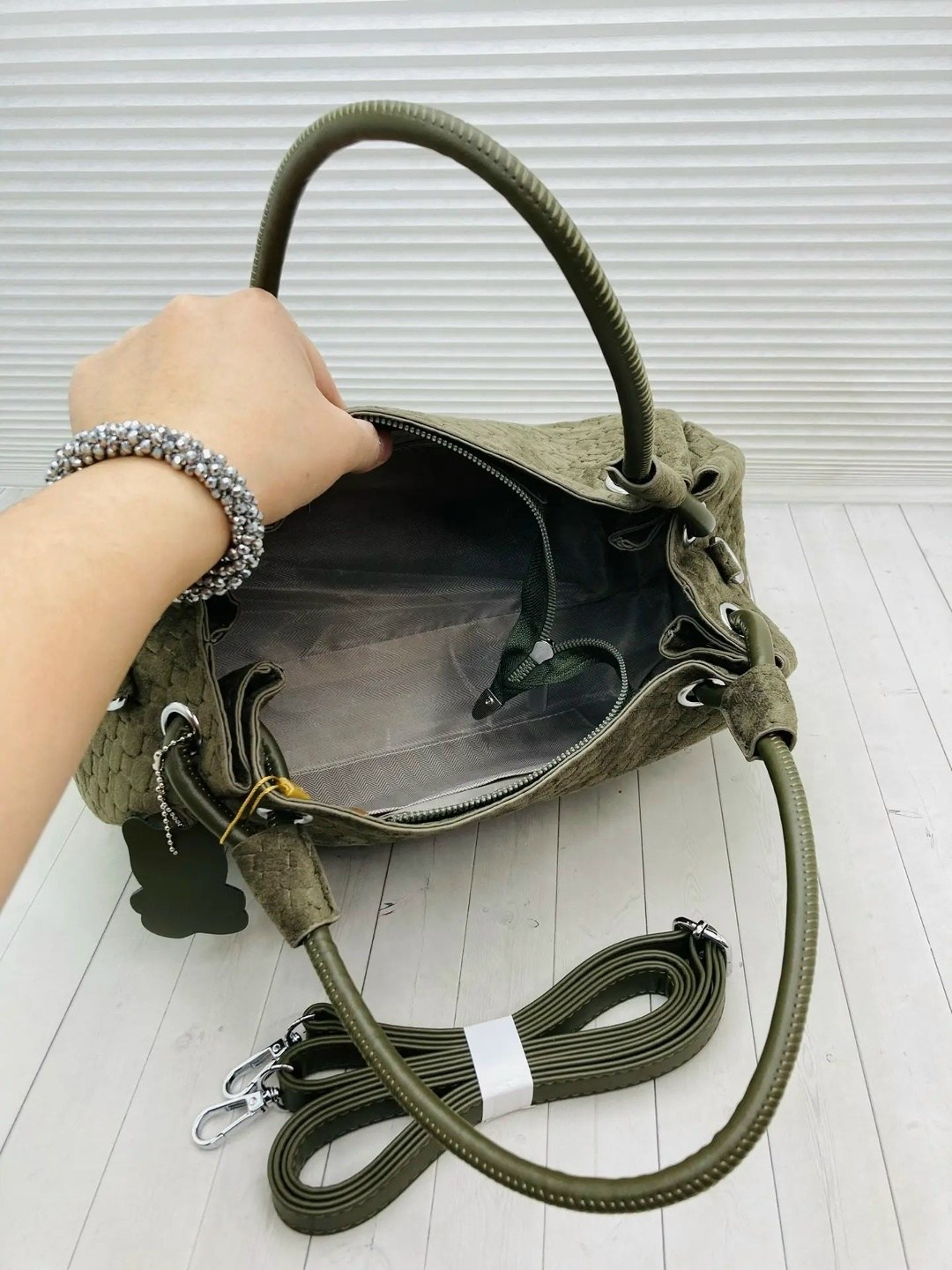 сумка bottega veneta,сумка женская bottega veneta,замшевая сумка,сумка bottega veneta коричневый,коричневая замшевая сумка