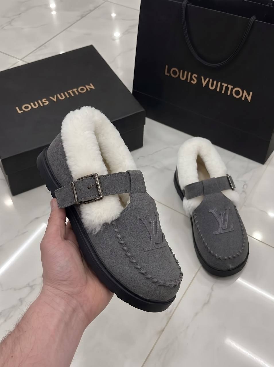 женские замшевые ботинки louis vuitton colorado comfort на меху бежевые,женские замшевые ботинки louis vuitton colorado comfort на меху черные,ботинки louis vuitton,лоферы с мехом louis vuitton,женски