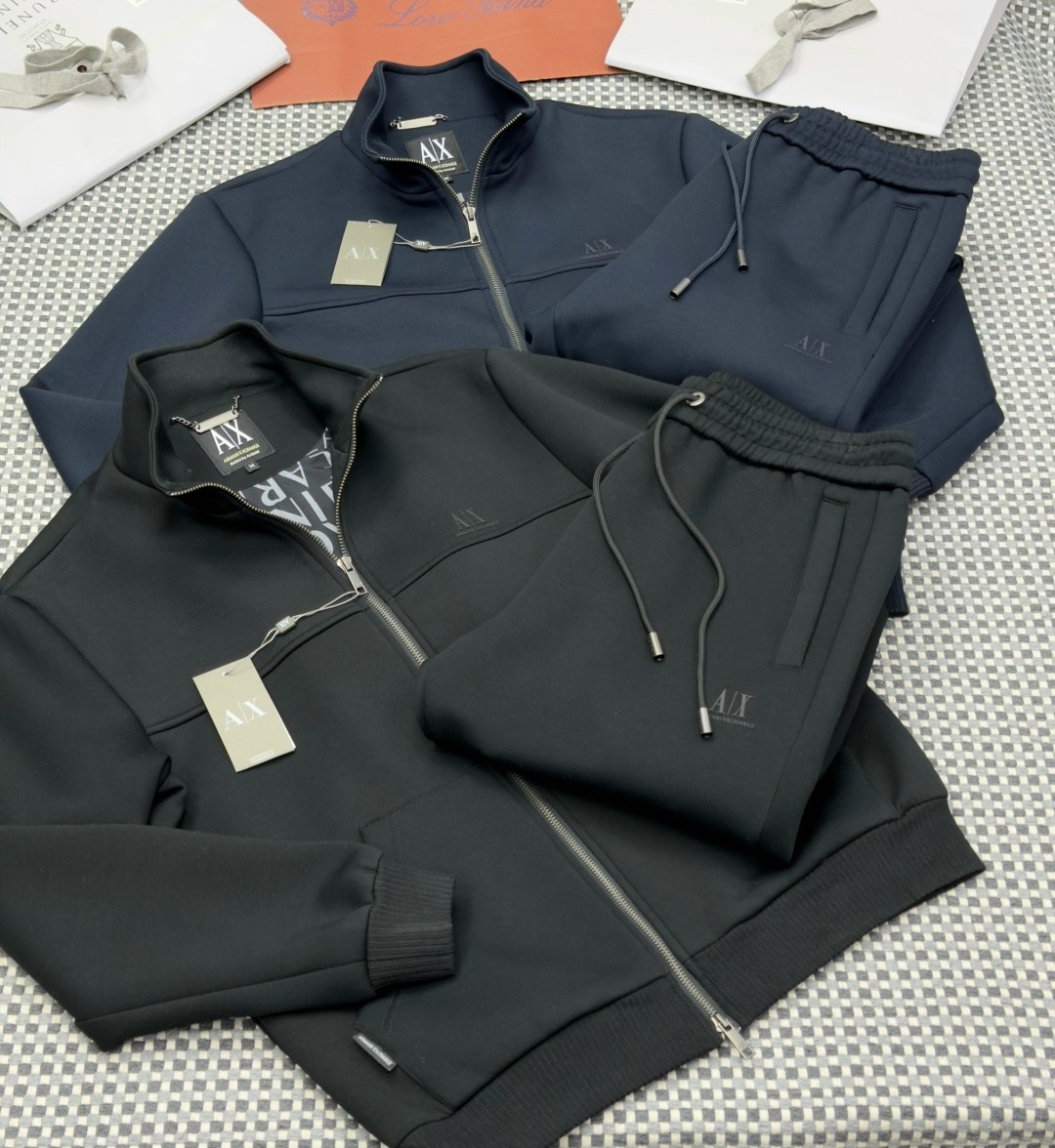 спортивный костюм armani мужской,спортивный костюм armani,спортивный костюм мужской,спортивный костюм brunello cucinelli,спортивный костюм армани