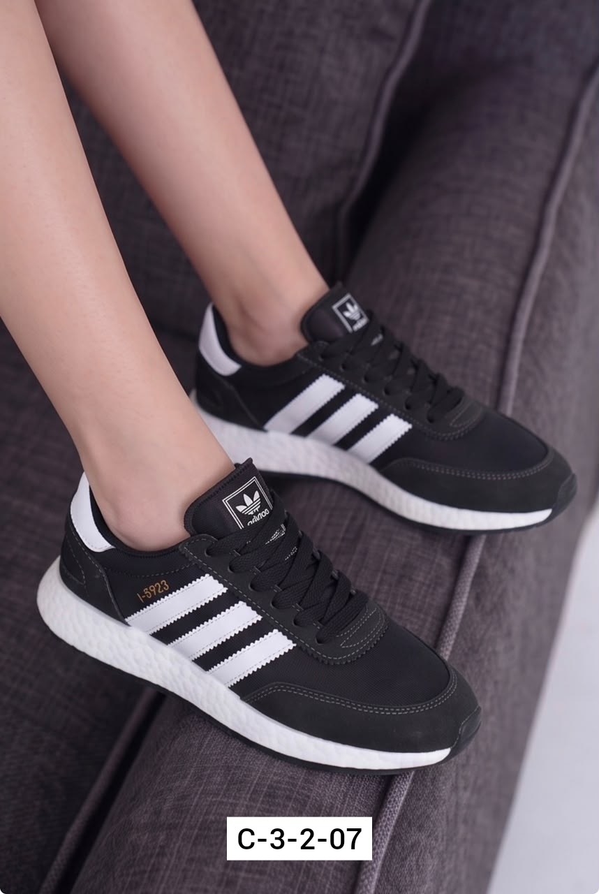 ,кроссовки adidas,adidas originals iniki runner,кроссовки женские adidas,кроссовки adidas original