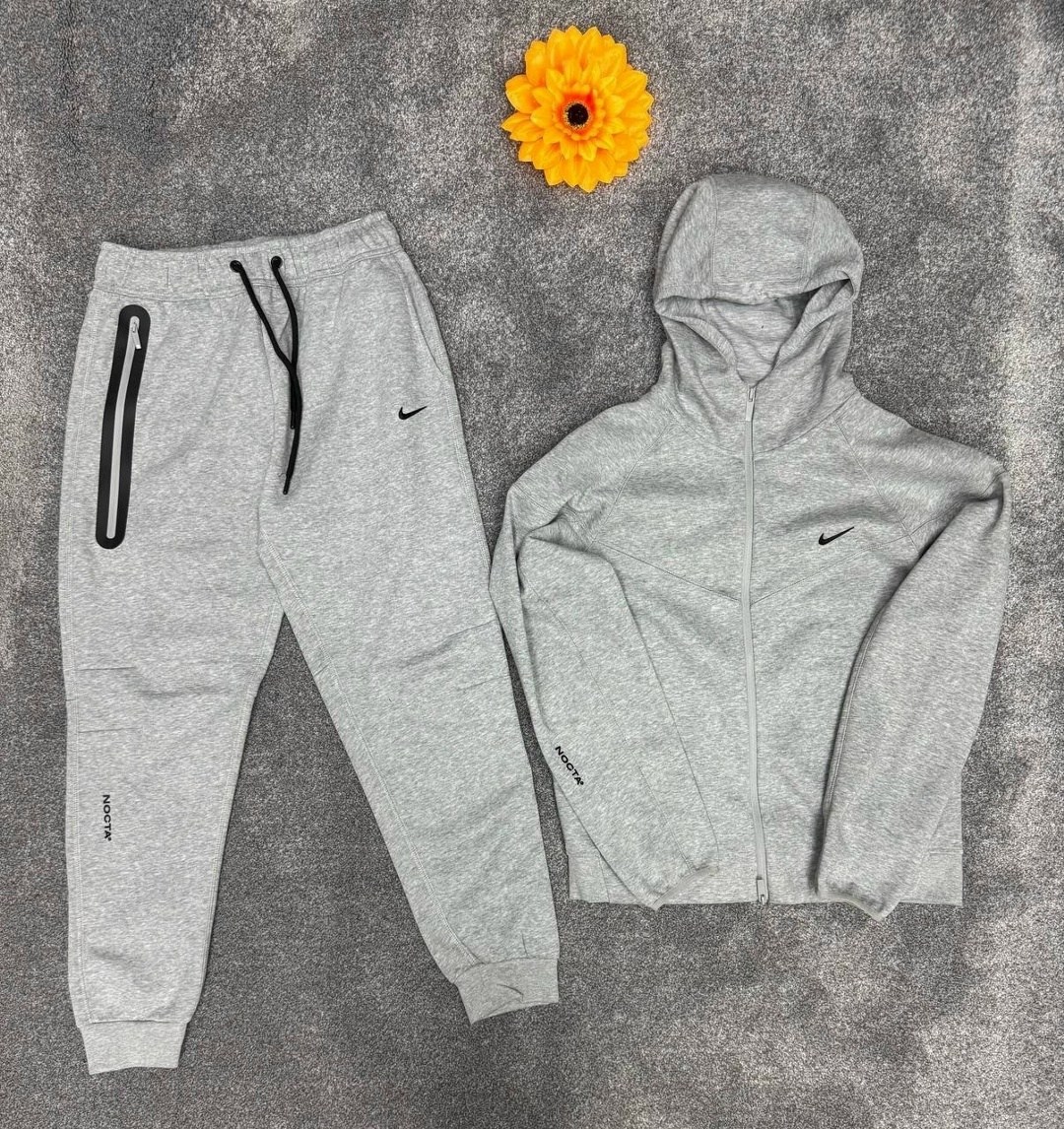 спортивный костюм nike,костюм nike tech fleece nocta черный,спортивный костюм мужской nike tech fleece nokta drake,костюм для мужчин,спортивный костюм на флисе nike