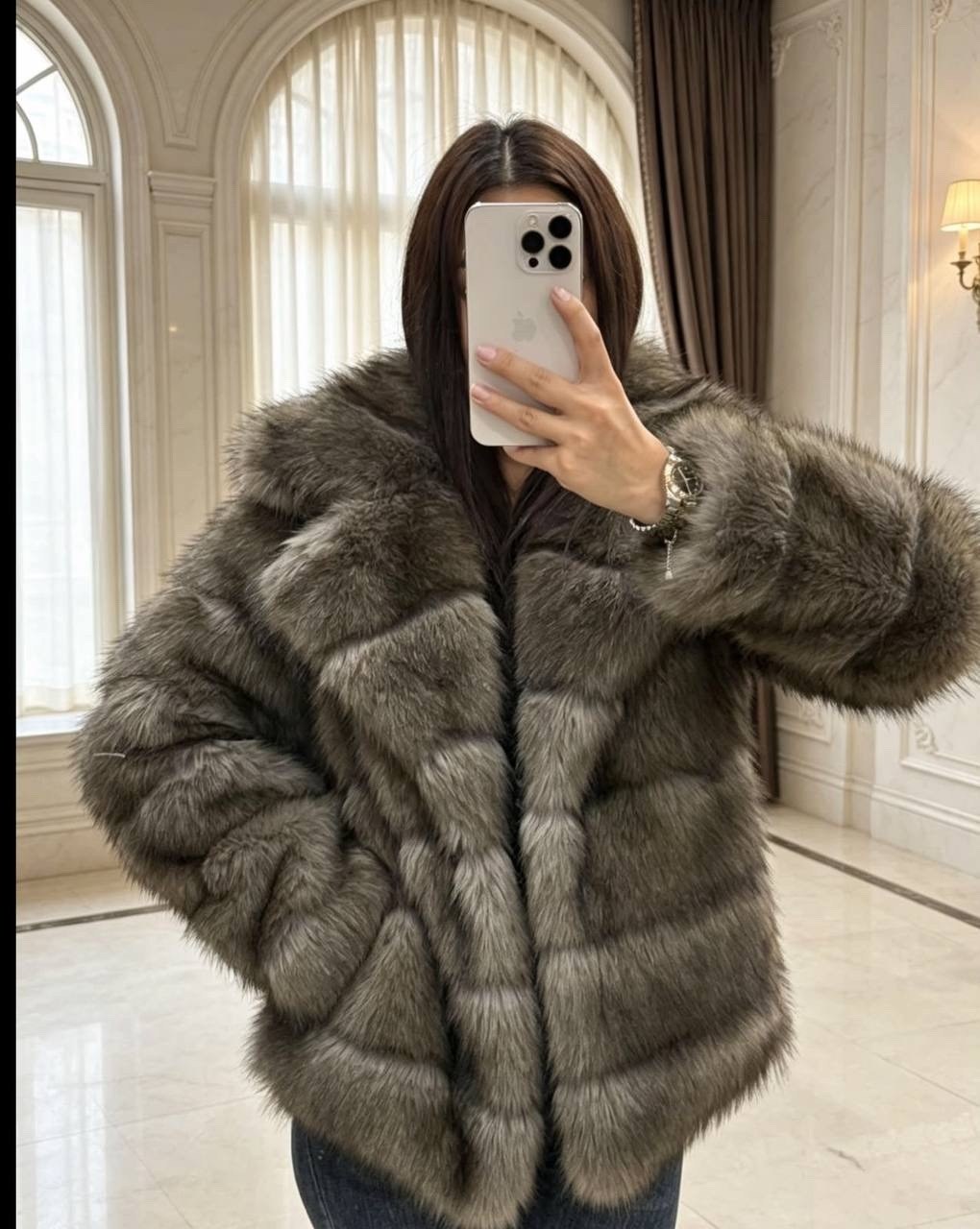 шуба из меха финского песца,шуба из песца,шуба из меха финского песца yana kraft brand,шуба песец,шуба из соболя