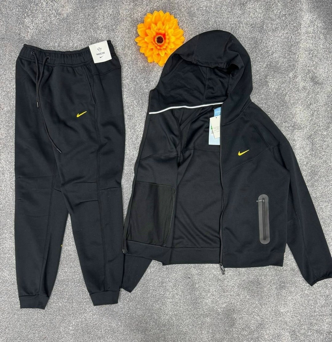 спортивный костюм nike,костюм nike tech fleece nocta черный,спортивный костюм мужской nike tech fleece nokta drake,костюм для мужчин,спортивный костюм на флисе nike