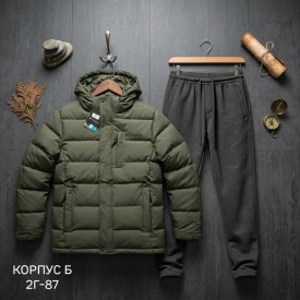 Костюм
