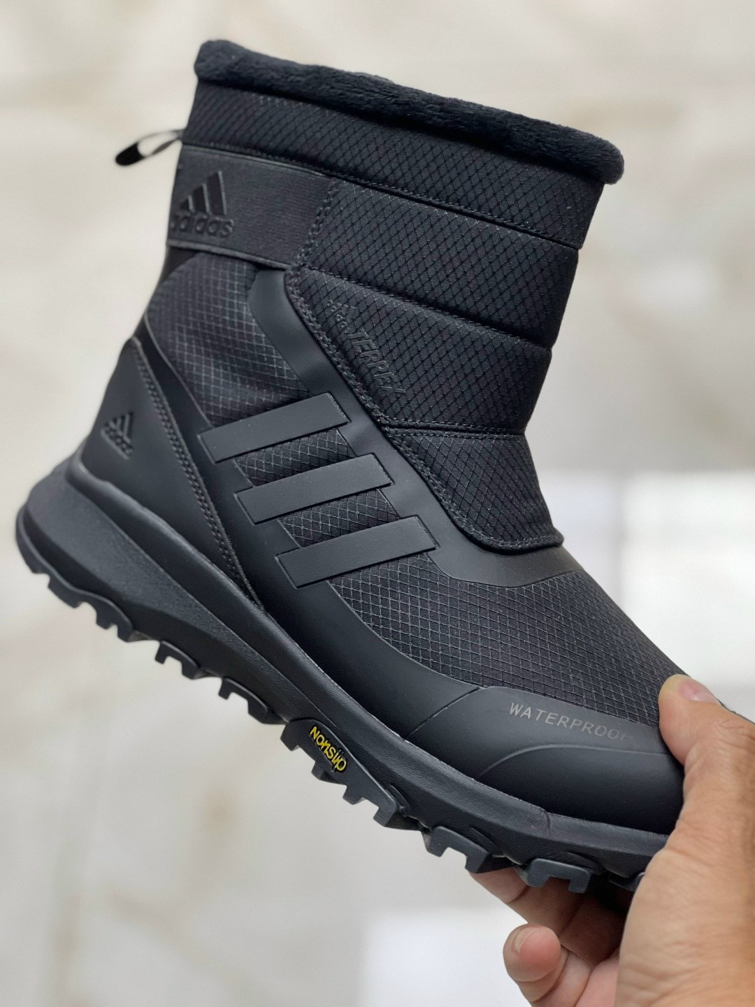 дутики мужские зимние adidas terrex,дутики adidas terrex,зимние мужские дутики adidas,adidas дутики,ботинки мужские зимние adidas