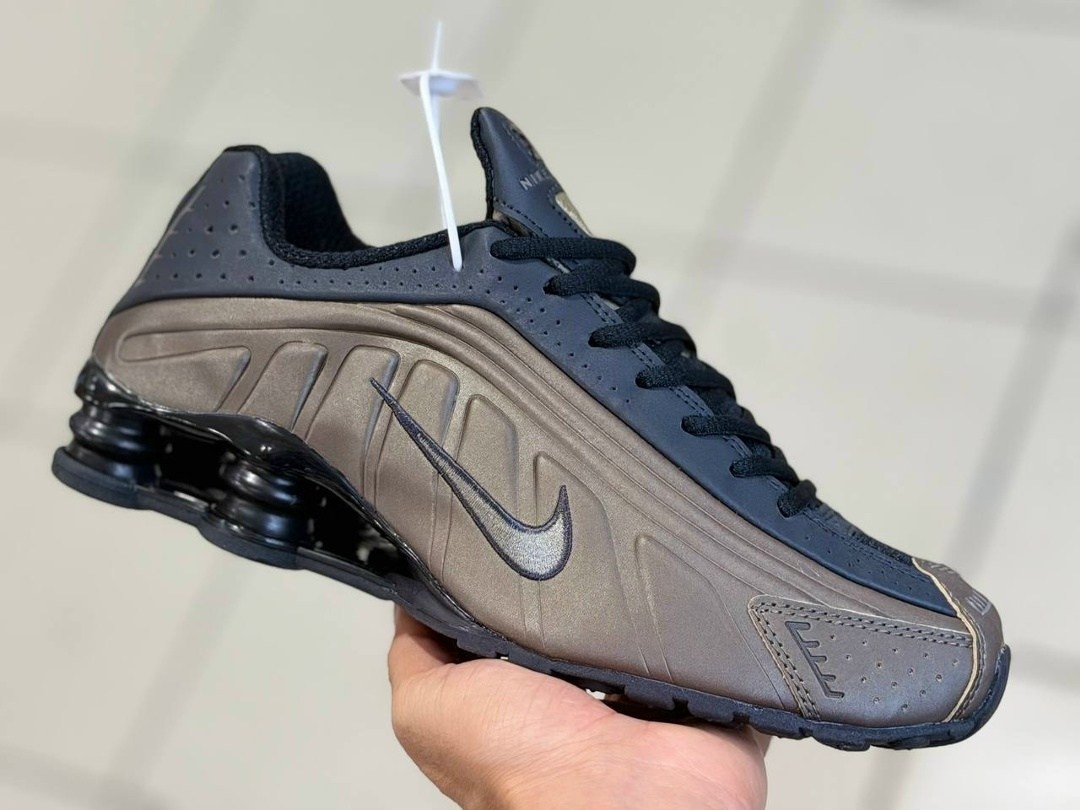 кроссовки,nike shox r4 triple black,кроссовки nike shox,nike shox,черные кроссовки