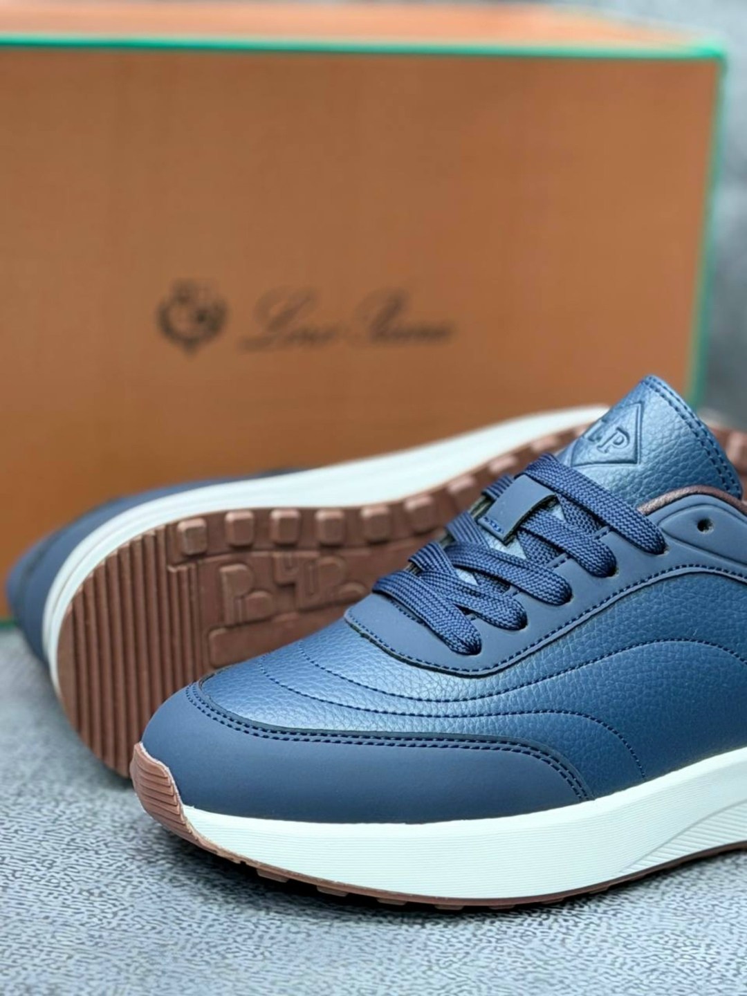 кроссовки мужские,кроссовки loro piana,,спортивная ,кожаные кроссовки мужские