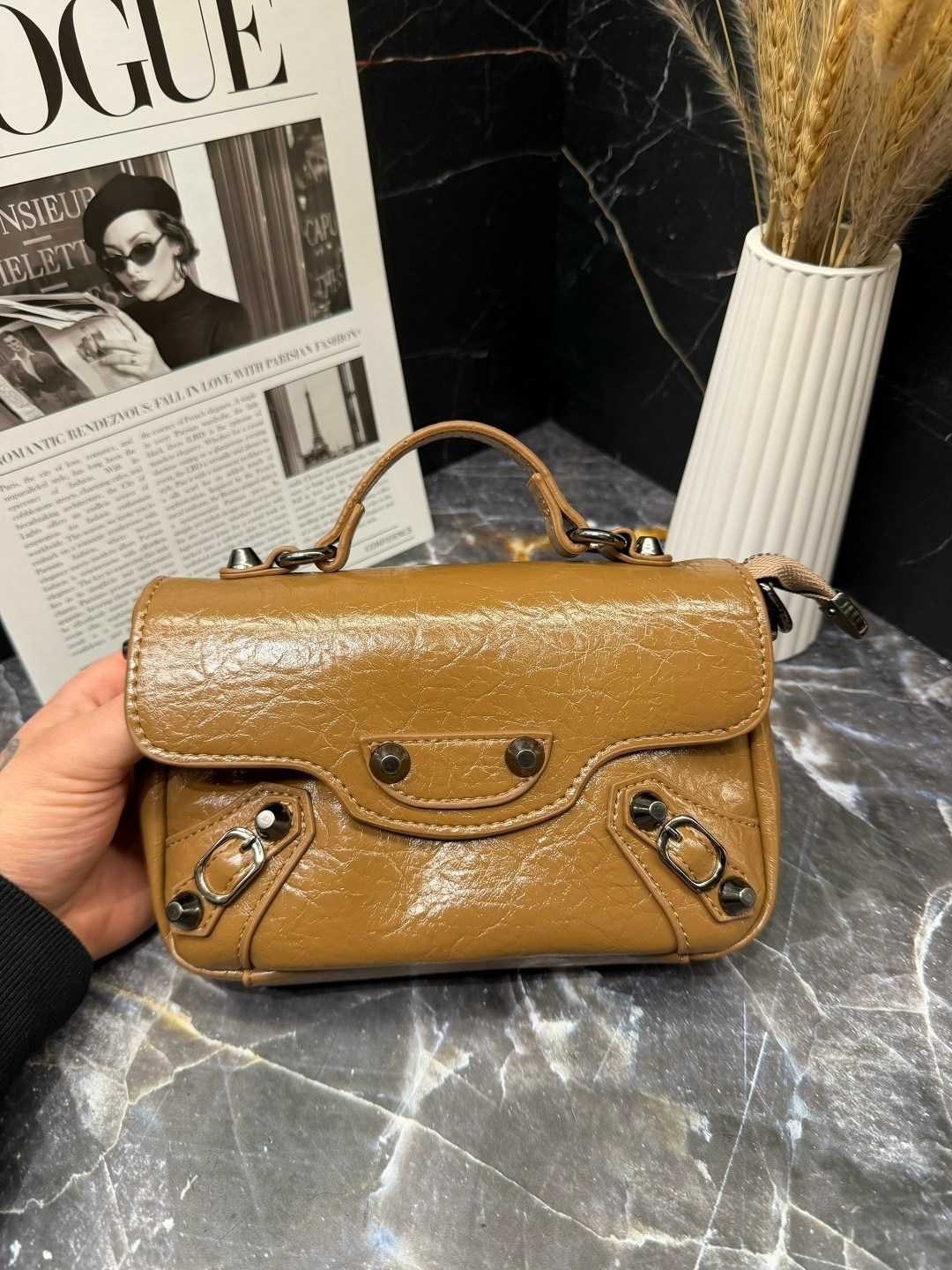 сумка balenciaga,сумка женская balenciaga,сумка,сумка женская,стильная сумка