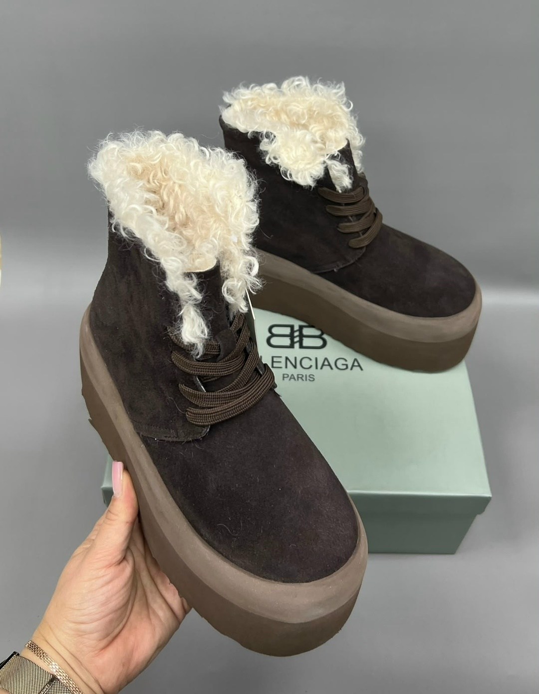 ботинки зимние женские ugg замшевые на платформе,,женские ботинки,ботинки зимние женские,зимняя