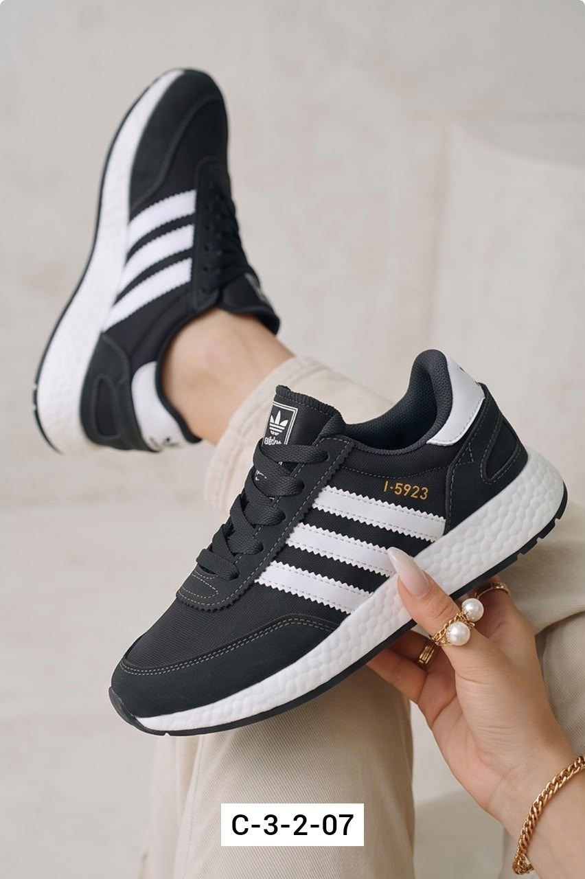,кроссовки adidas,adidas originals iniki runner,кроссовки женские adidas,кроссовки adidas original