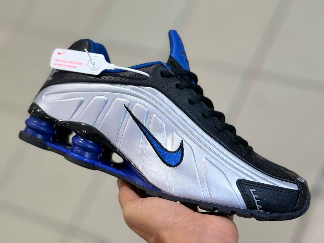 кроссовки,nike shox r4 triple black,кроссовки nike shox,nike shox,черные кроссовки