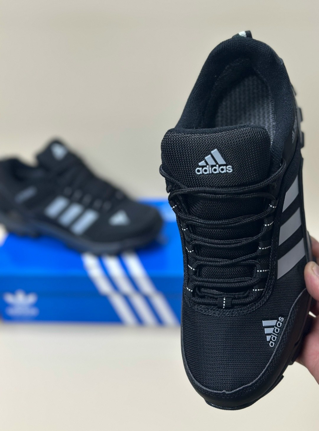 кроссовки мужские зимние adidas,зимние кроссовки adidas climaproof,кроссовки мужские зимние адидас кожаные,кроссовки высокие утепленные adidas terrex,зимние мужские кроссовки adidas с мехом yike grand