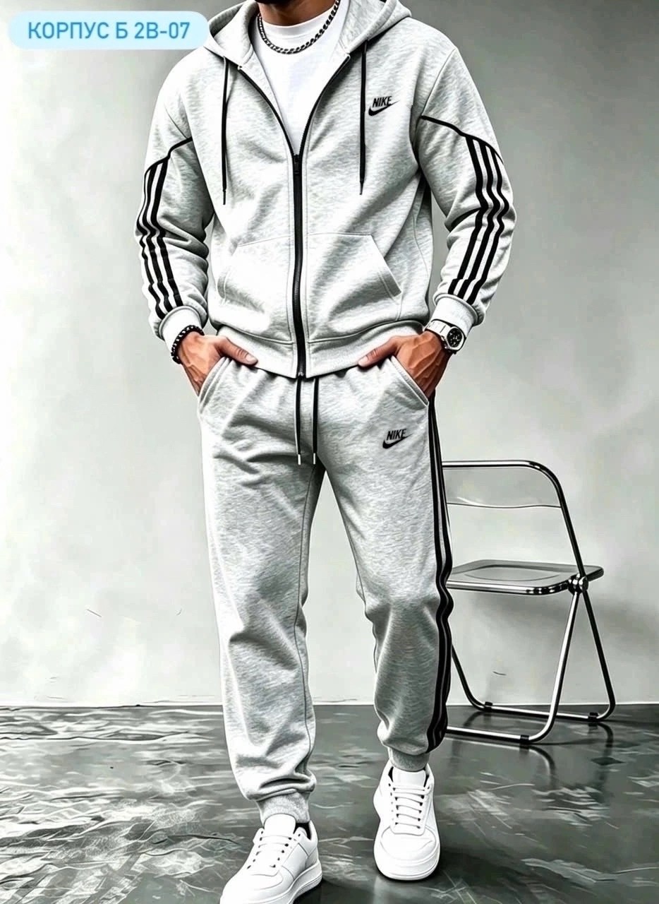 спортивный костюм adidas,серый костюм адидас,спортивный костюм адидас серый,мужской спортивный костюм адидас серый,костюм адидас