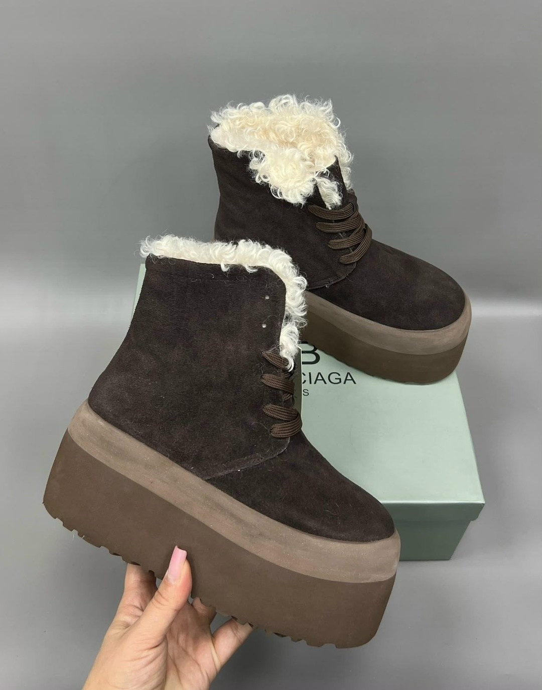 ботинки зимние женские ugg замшевые на платформе,,женские ботинки,ботинки зимние женские,зимняя