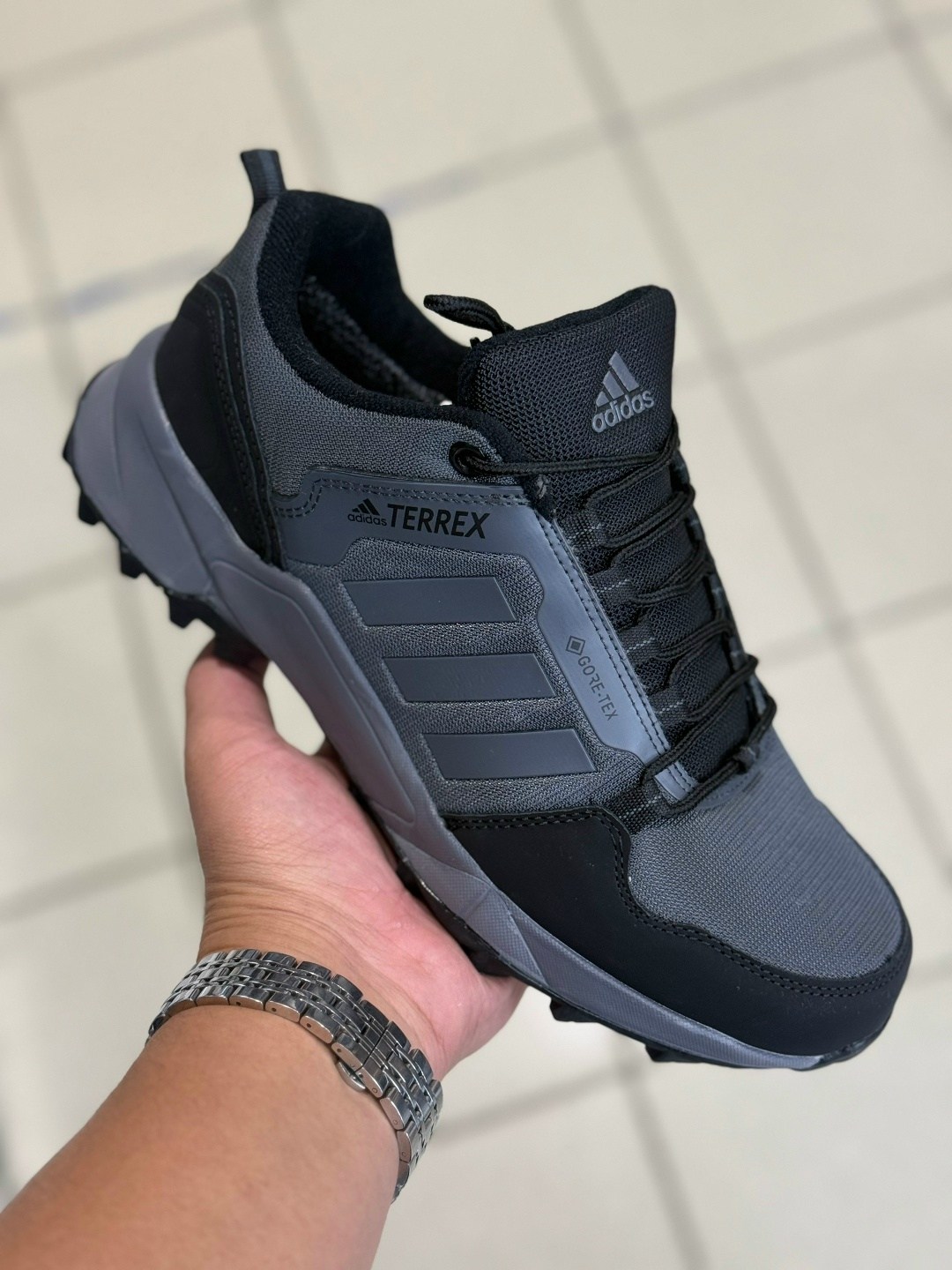 кроссовки adidas terrex,кроссовки мужские adidas terrex,мужские кроссовки adidas,кроссовки высокие утепленные adidas terrex,кроссовки adidas