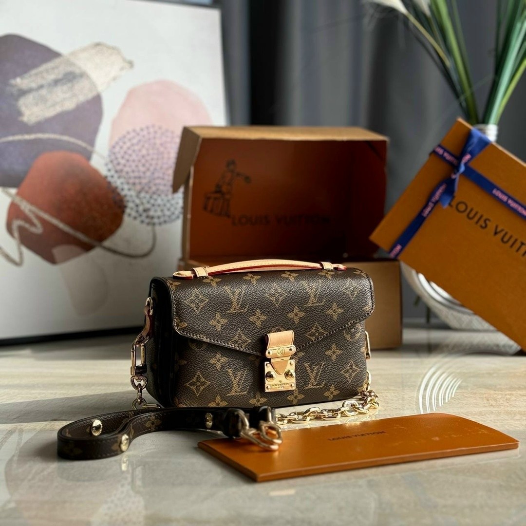 cумка louis vuitton,сумка женская louis vuitton,сумка louis vuitton pochette metis,louis vuitton сумка на плечо,сумка louis vuitton pochette metis east west