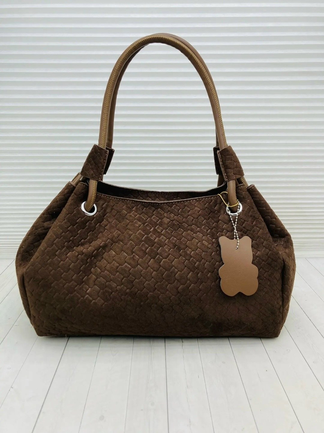сумка bottega veneta,сумка женская bottega veneta,замшевая сумка,сумка bottega veneta коричневый,коричневая замшевая сумка
