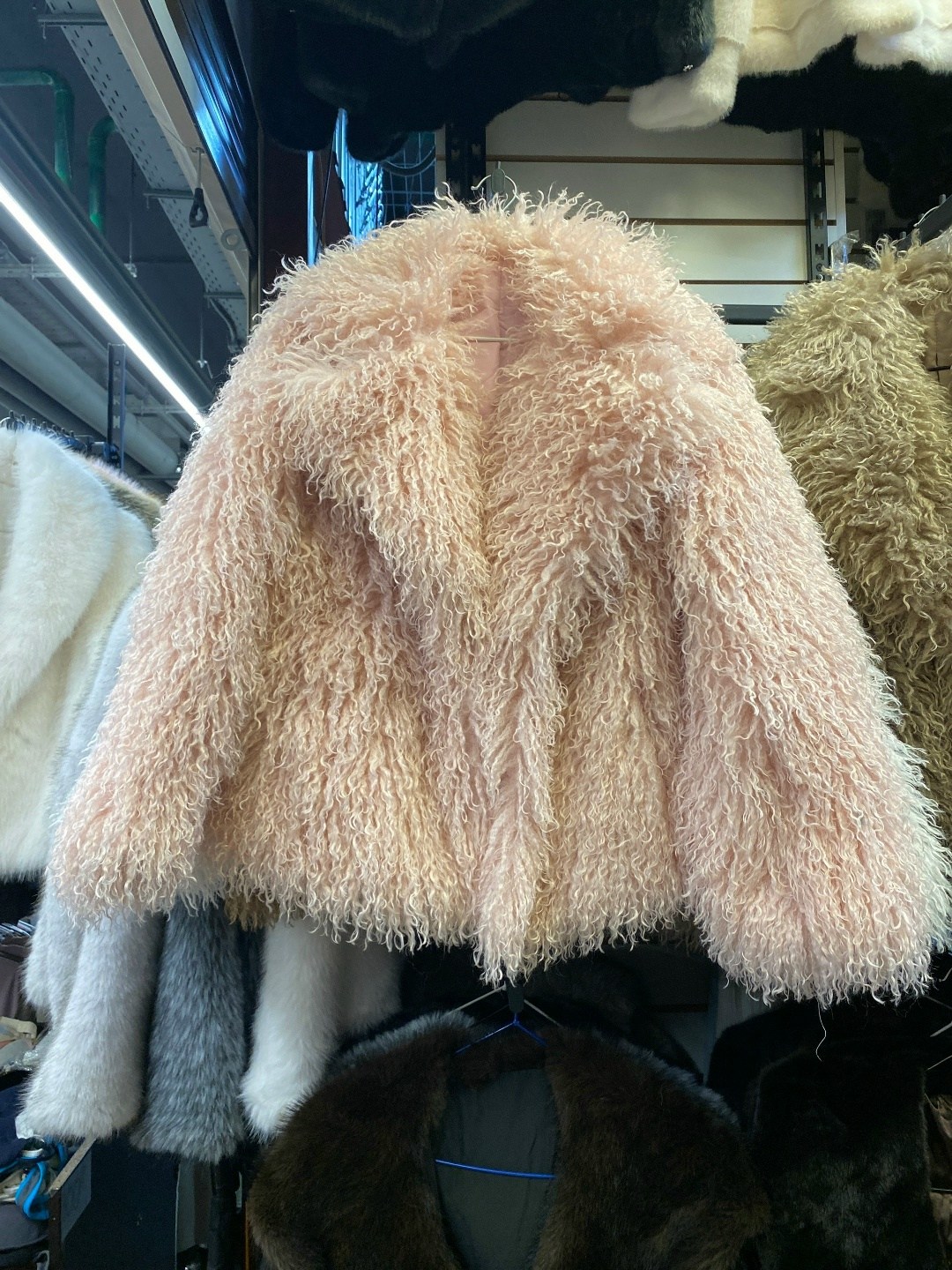 искусственная шуба,женская шуба,шубка,шуба из ламы,шуба лама