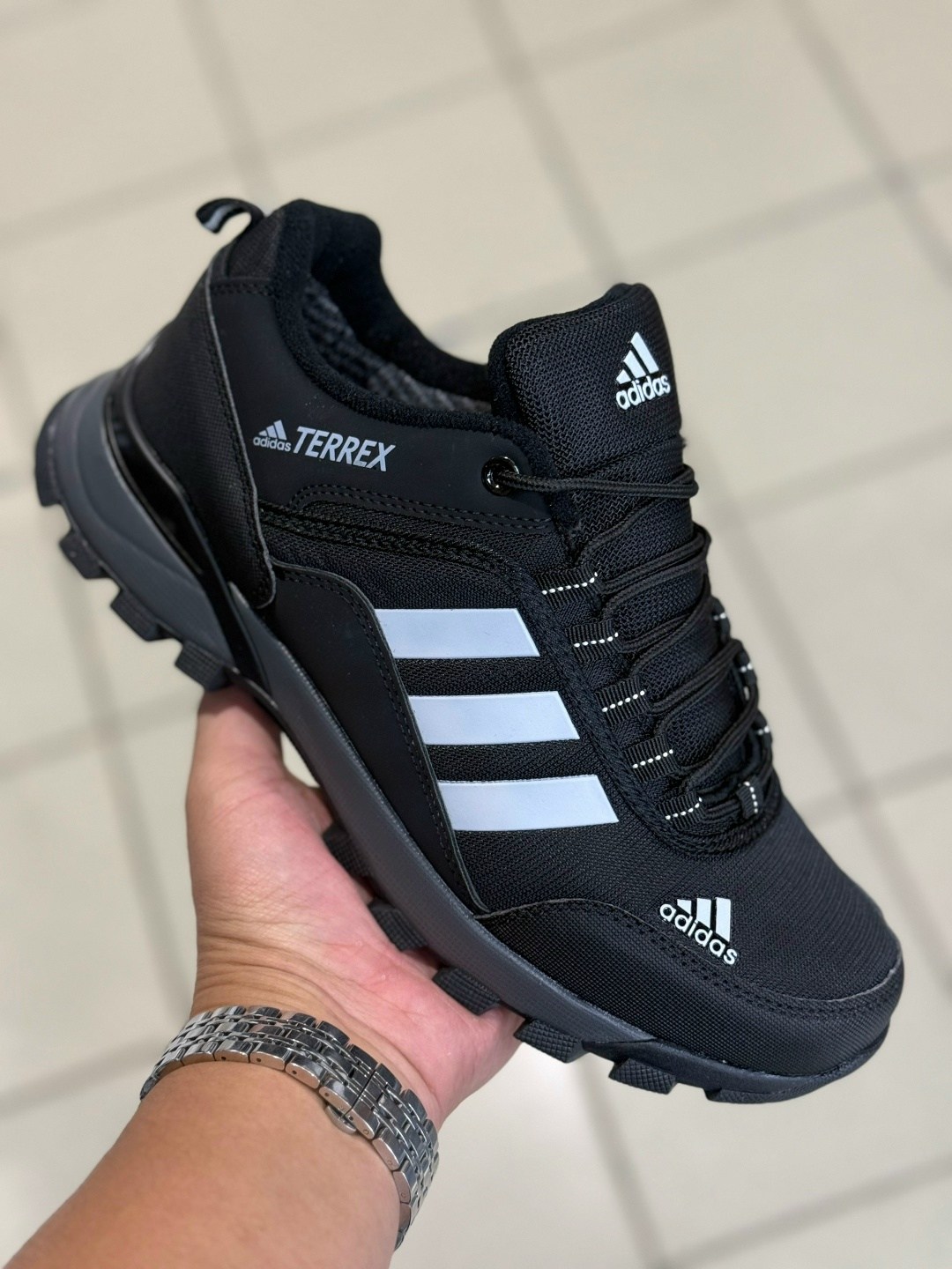 кроссовки adidas terrex,кроссовки мужские adidas terrex,мужские кроссовки adidas,кроссовки высокие утепленные adidas terrex,кроссовки adidas