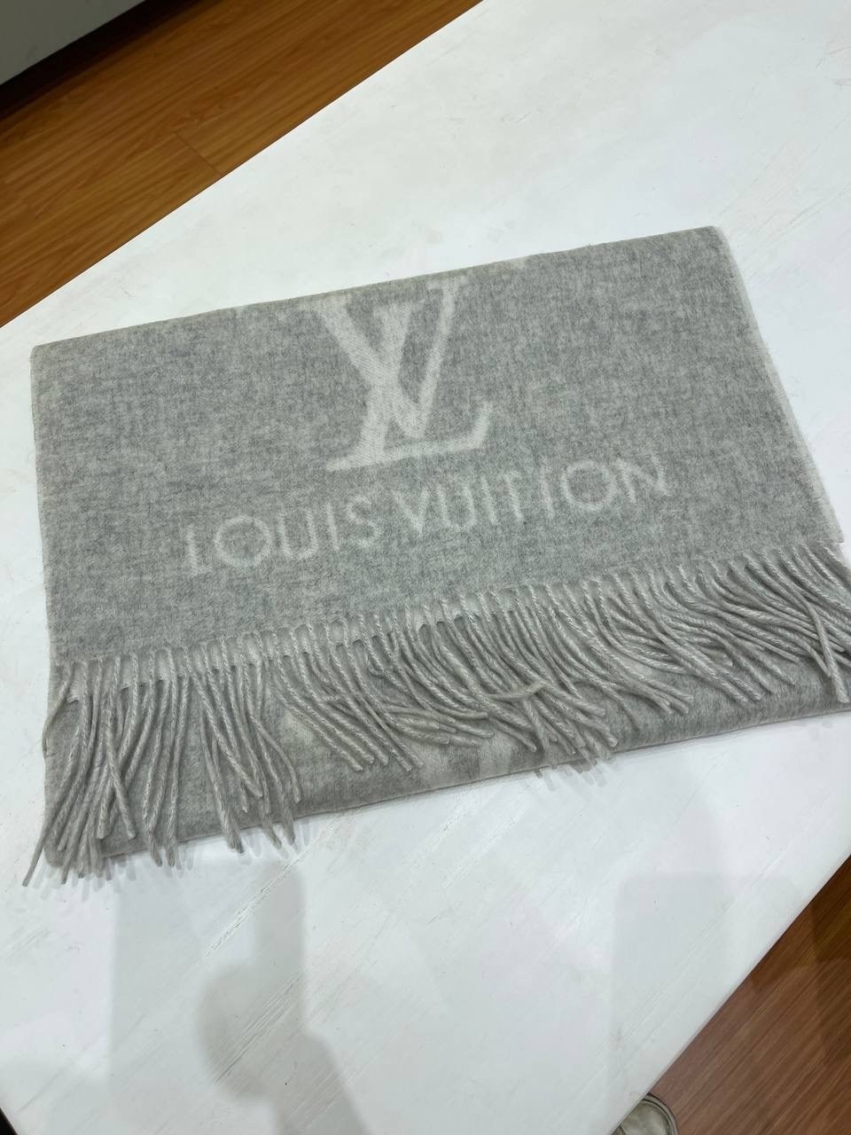 кашемировый шарф louis vuiton,шарф louis vuitton,шарфы для женщин,шарф,шарф луи виттон мужской
