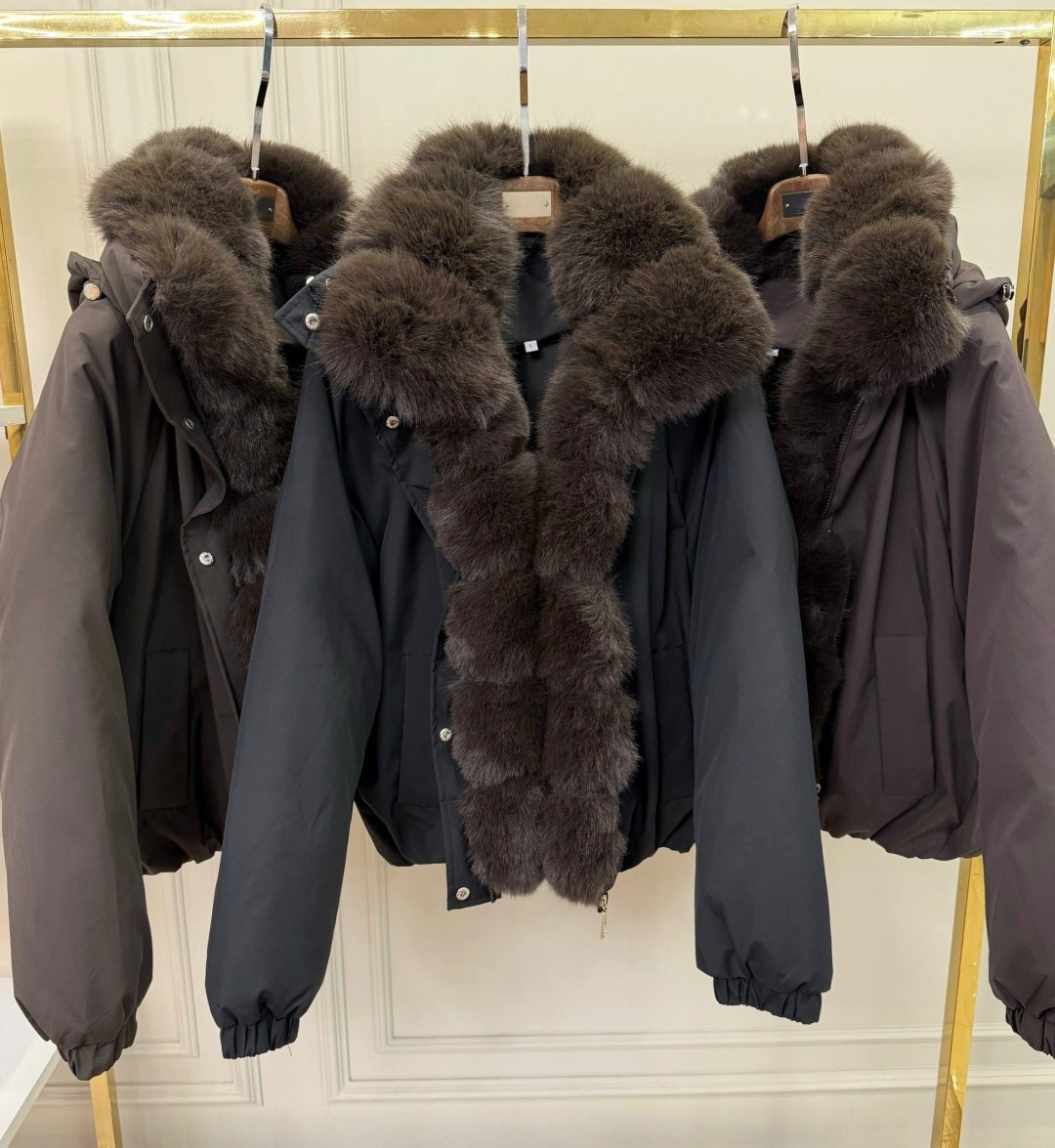 куртка - пуховик с мехом песца city furs,парка люкс с мехом песца,пуховик с натуральным мехом,куртка с мехом,пуховик женский с натуральным мехом