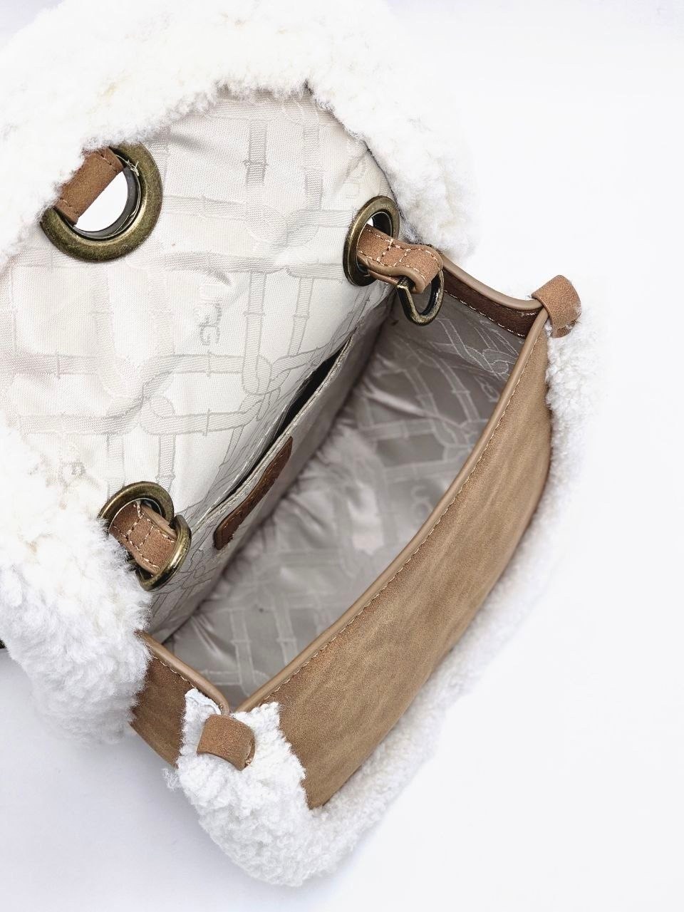 сумка с мехом ugg,сумка меховая ugg,сумка ugg,сумка с мехом,сумка женская ugg с мехом