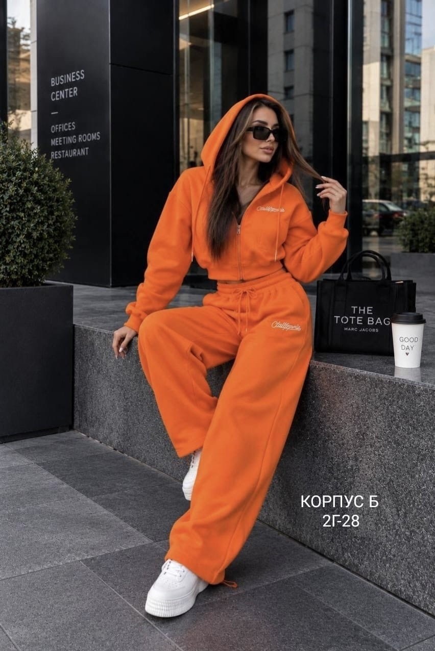 костюм спортивный,спортивный костюм женский,спортивный костюм спортивные костюмы,костюм стильный,спортивный костюм стильный