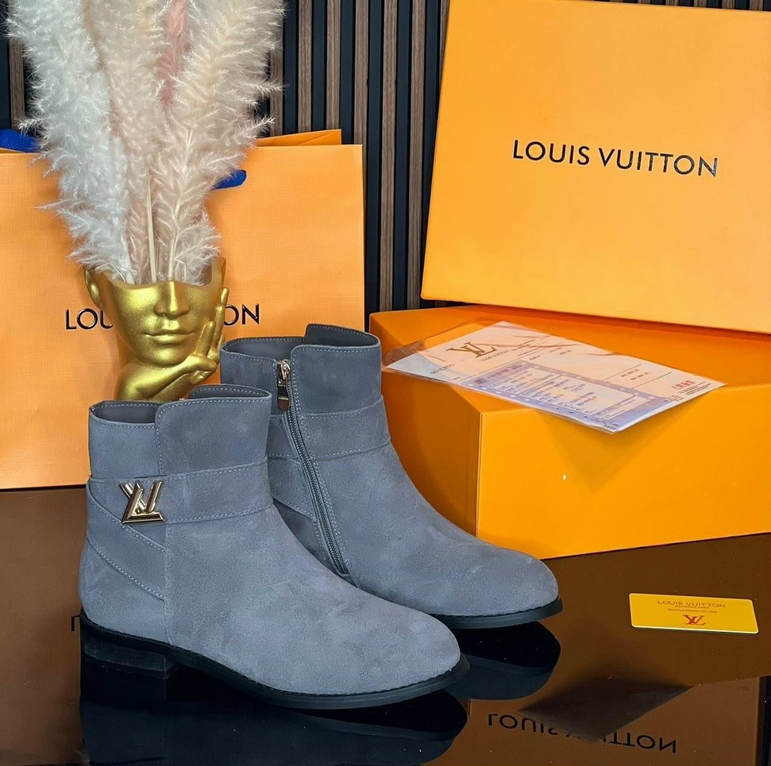 ботинки louis vuitton,,короткие сапоги,женская ,женские ботильоны louis vuitton