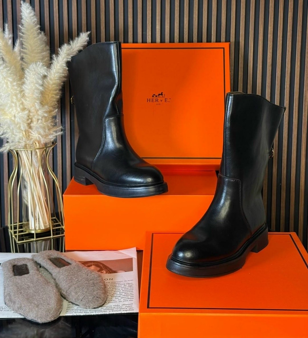 резиновые сапоги chanel,сапоги chanel,chanel rain boots,женские резиновые сапоги chanel,резиновые сапоги шанель