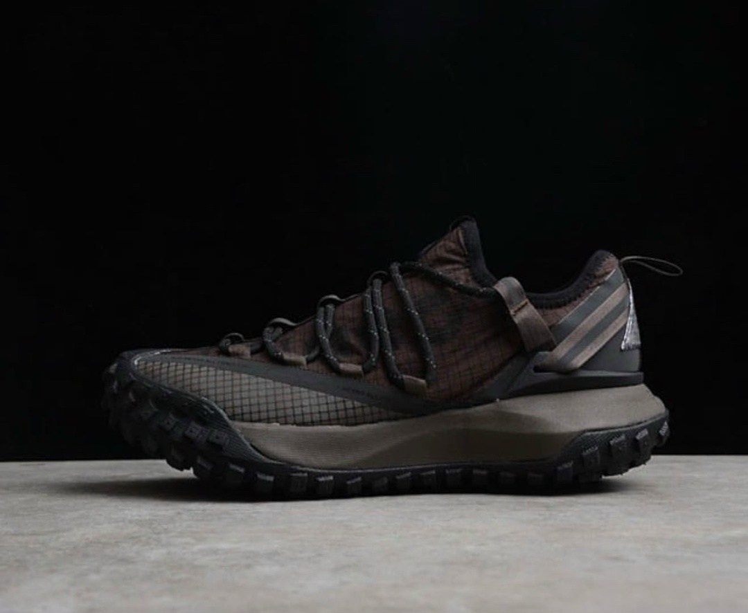 кроссовки nike acg mountain fly low 'brown basalt' коричневый,кроссовки nike acg mountain fly low brown basalt,кроссовки nike acg mountain fly low 'anthracite' черный,acg mountain fly low 'brown basal