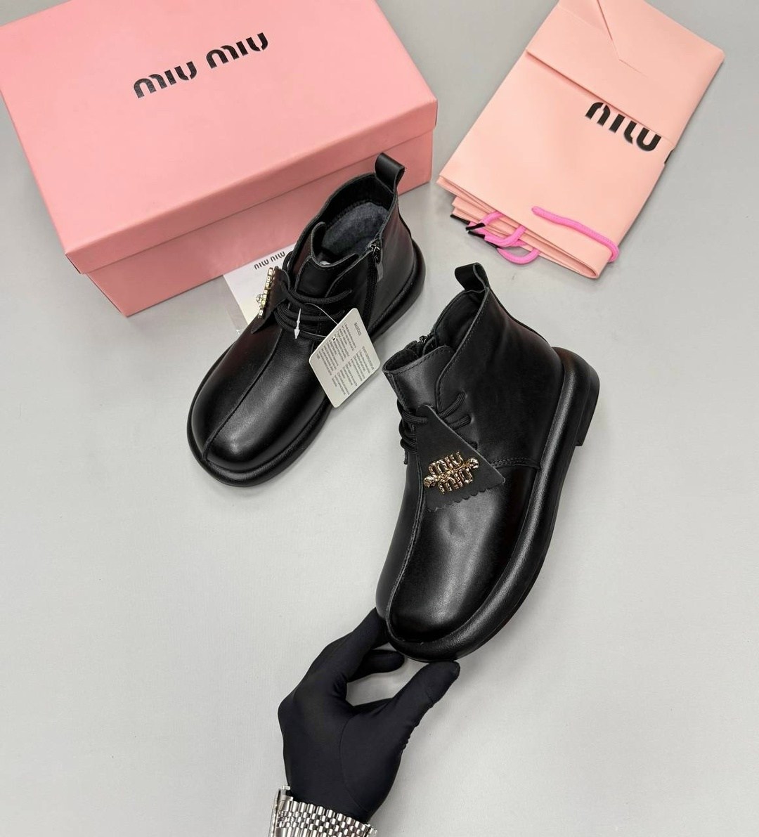 ,ботинки miu miu,ботинки,ботинки женские,ботинки миу миу женские зимние