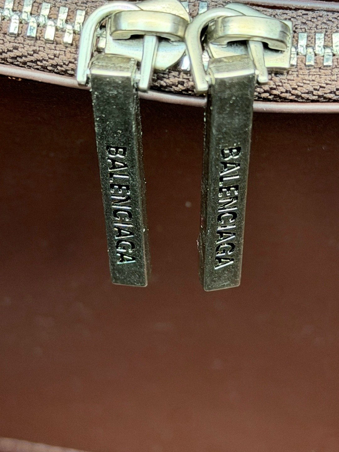 balenciaga сумка,сумка balenciaga bel air из замши,сумка женская balenciaga,сумка из натуральной кожи balenciaga женская,сумка balenciaga натуральная кожа и замша