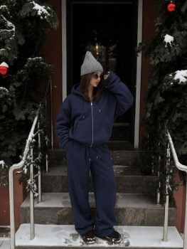 Костюм