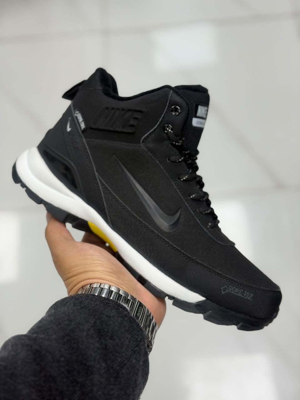 зимние мужские кроссовки nike,кроссовки зимние nike,кроссовки зимние высокие мужские с мехом nike air goretex,зимние nike кроссовки высокие утепленные с мехом великаны,зимние мужские кроссовки