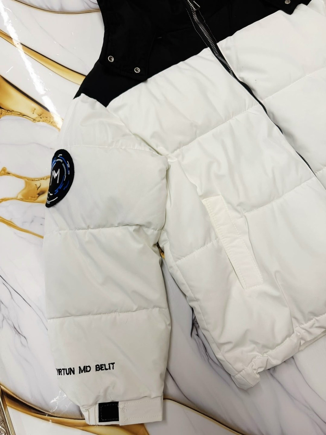 модные пуховики,пуховик куртка,пуховик moncler,пуховик,зимняя куртка