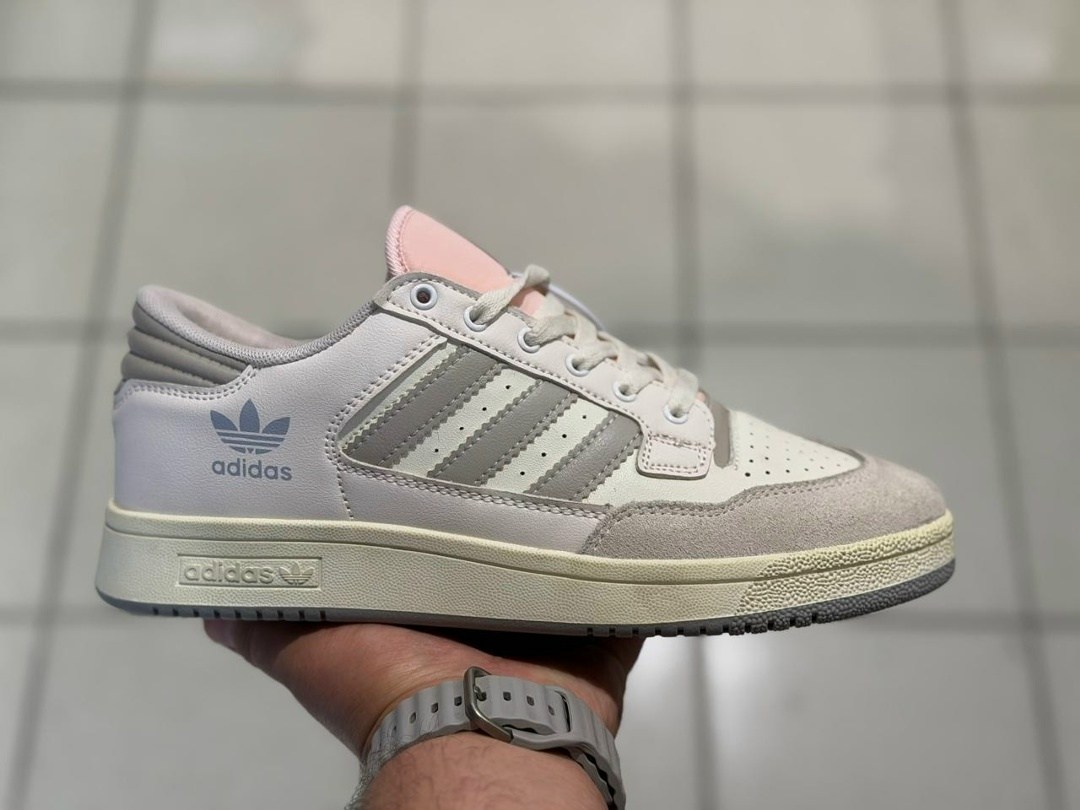 кроссовки adidas,кроссовки женские adidas,кроссовки мужские женские adidas,кроссовки adidas sportswear,кроссовки мужские adidas