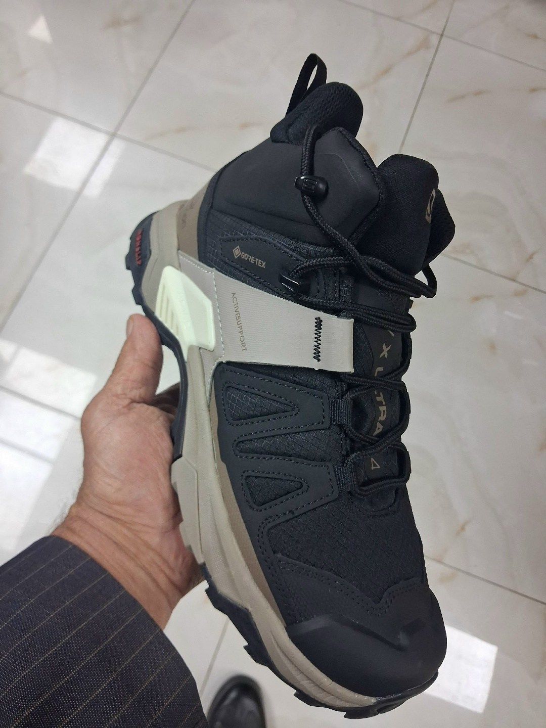 ботинки x ultra 4 mid gtx salomon,ботинки salomon,кроссовки зимние salomon,мужские кроссовки salomon x ultra 4 mid gore-tex,salomon x ultra 4 mid gtx