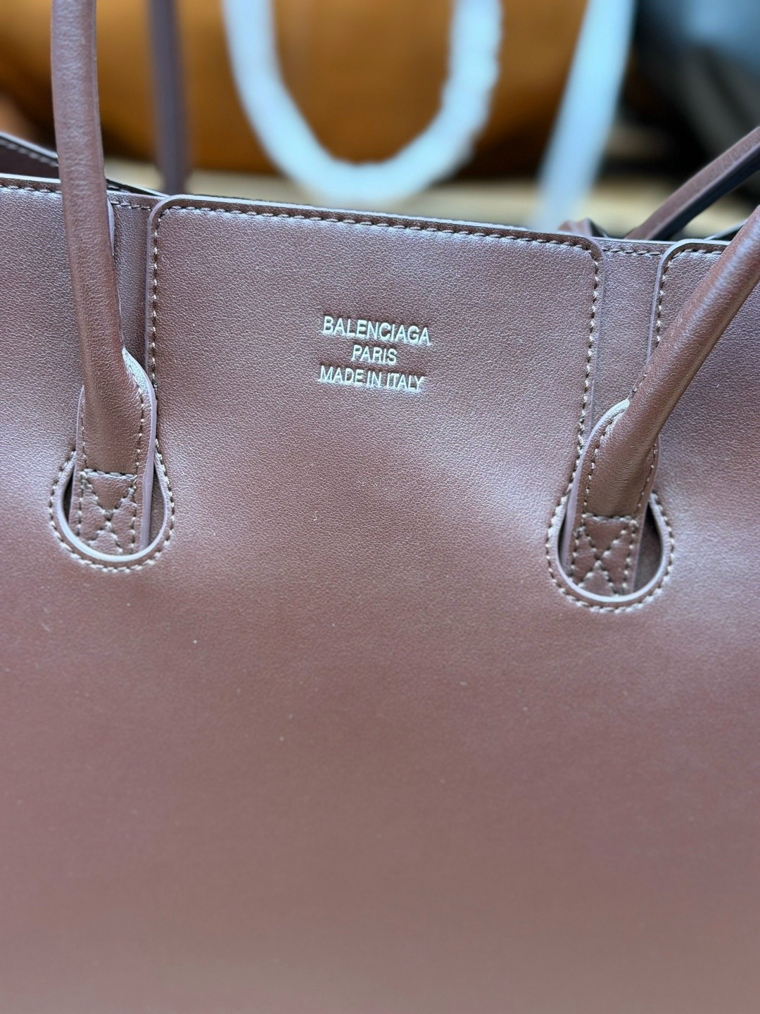 balenciaga сумка,сумка balenciaga bel air из замши,сумка женская balenciaga,сумка из натуральной кожи balenciaga женская,сумка balenciaga натуральная кожа и замша