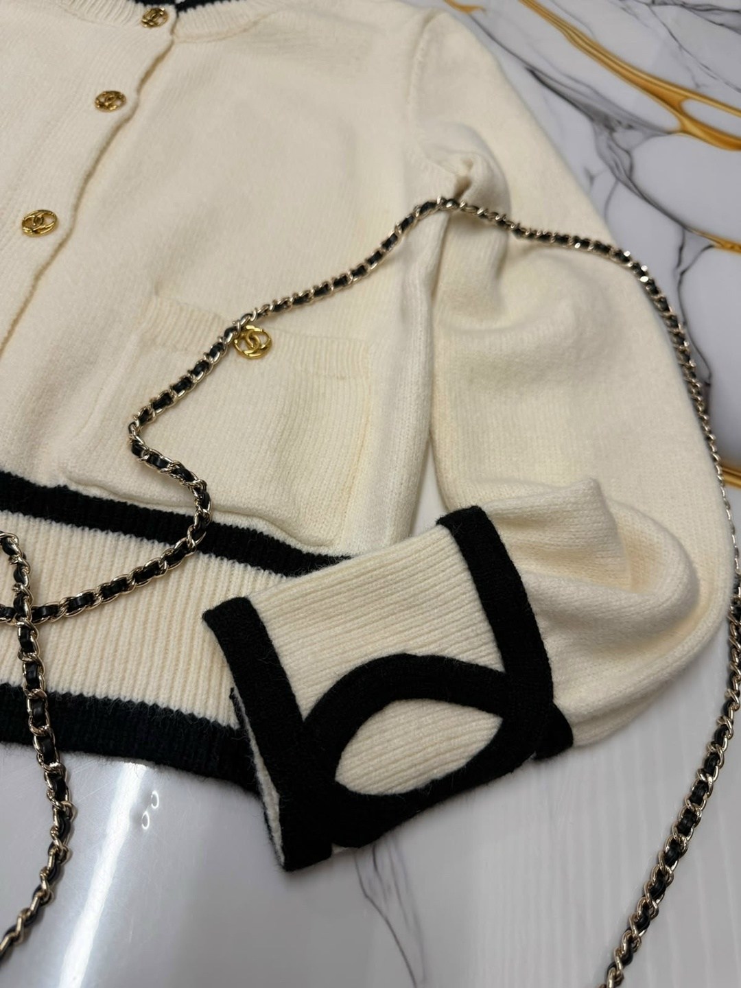 кардиган,вязаные кардиганы,женские кардиганы,короткий кардиган,кардиган на пуговицах